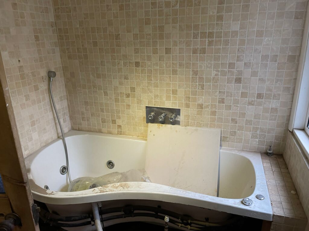 WhatsApp Image 2024-04-23 at 18.07.02 (2)