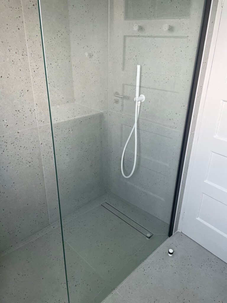 WhatsApp Image 2024-06-18 at 20.56.20 (1) SE10 Maze Hill, bathroom refurbishment